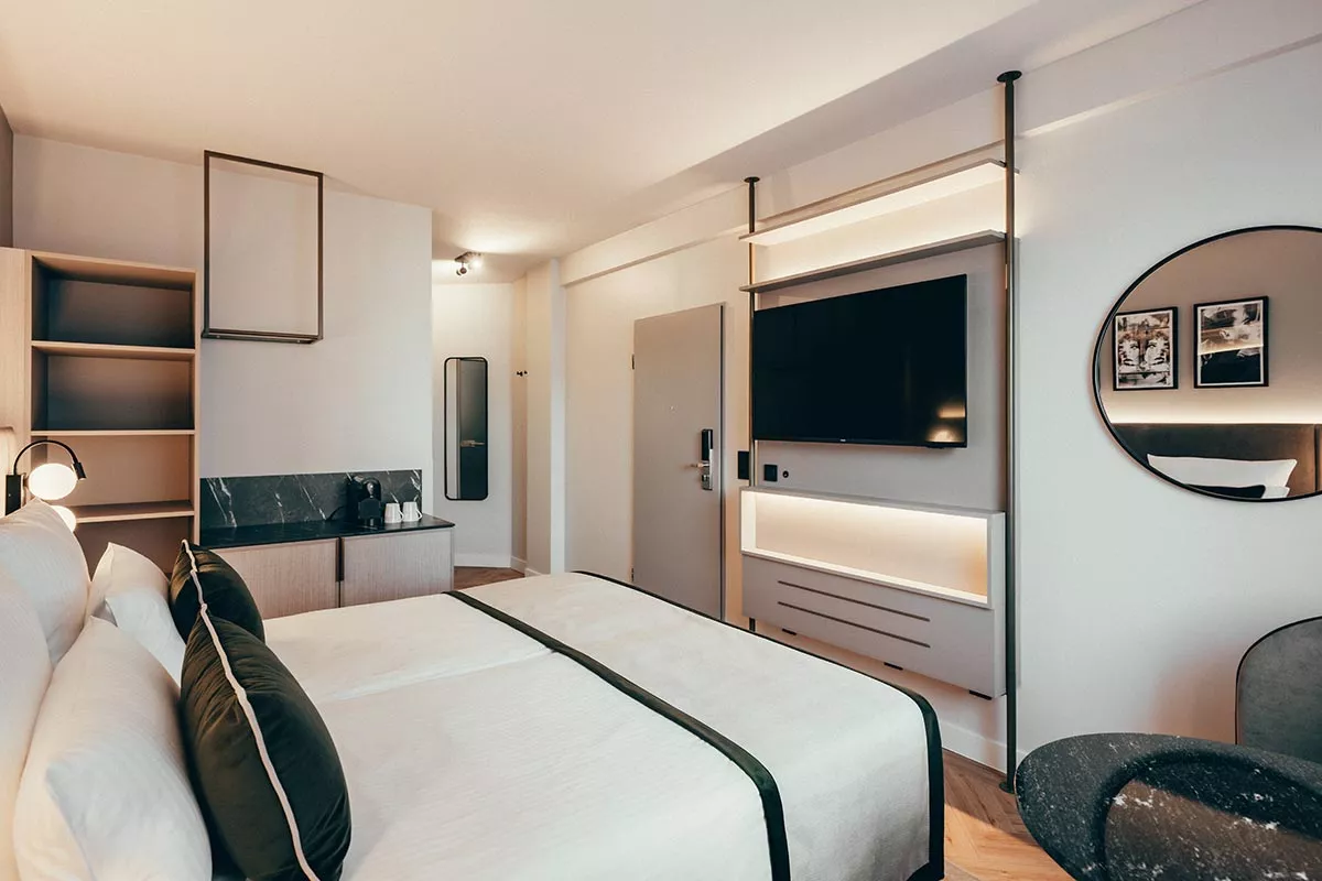 bk-pk.de | Galerie Leonardo Hotel Köln