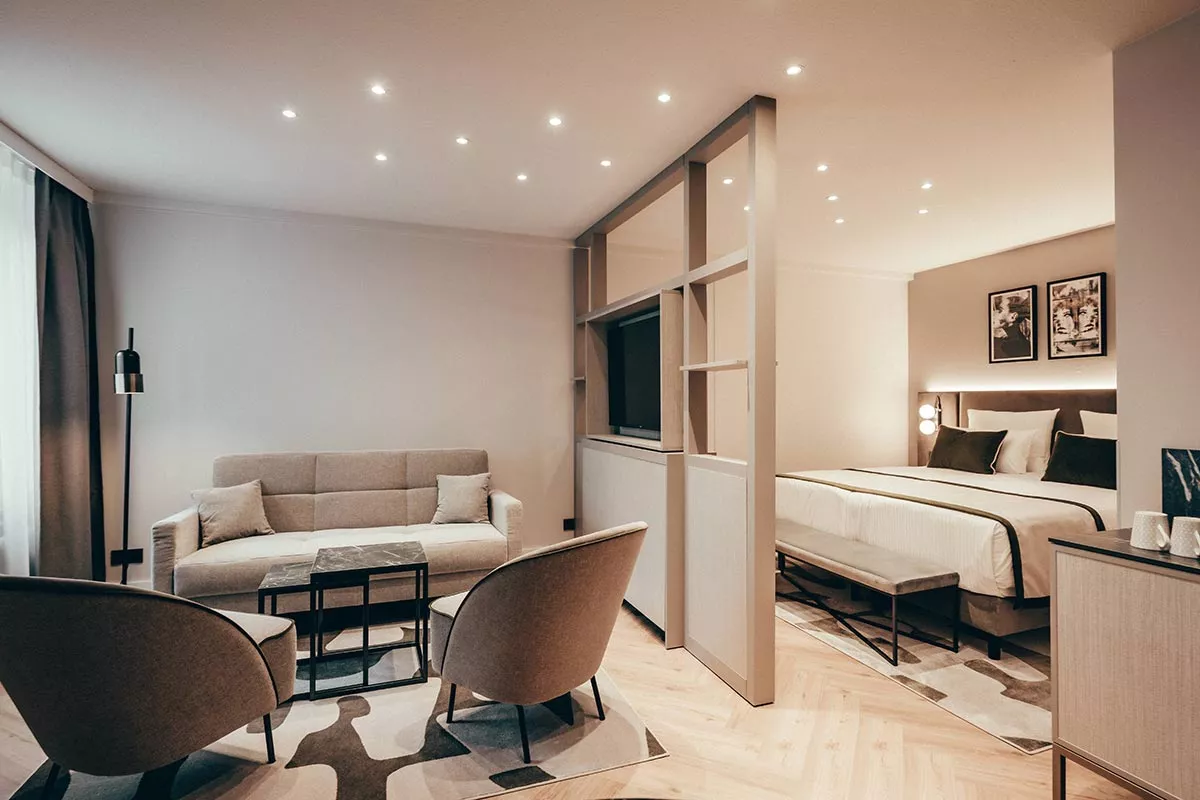 bk-pk.de | Galerie Leonardo Hotel Köln