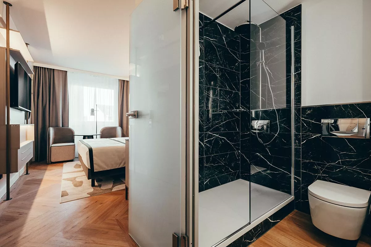 bk-pk.de | Galerie Leonardo Hotel Köln